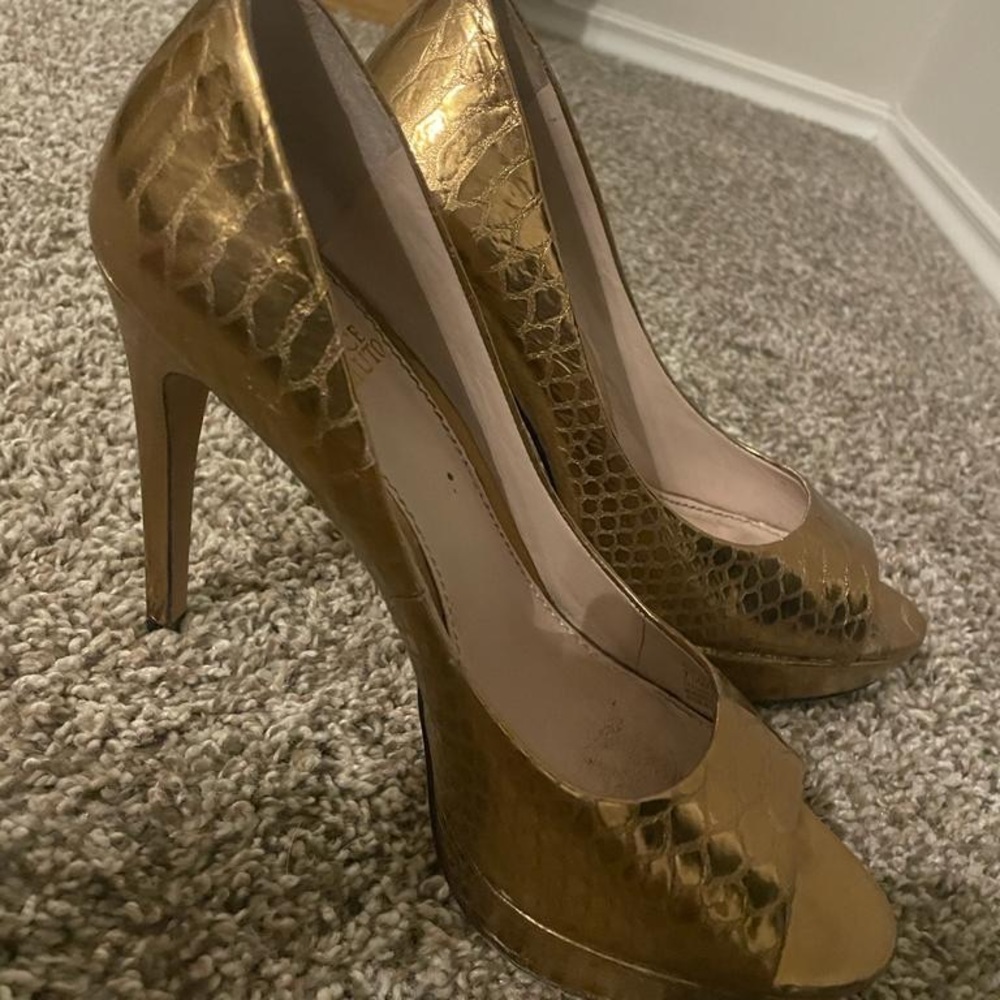 Vince Camaro Heels